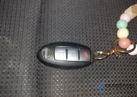 2013 Nissan Rogue Sv z USA, uszkodzony, nr VIN JN8AS5MT6DW544462